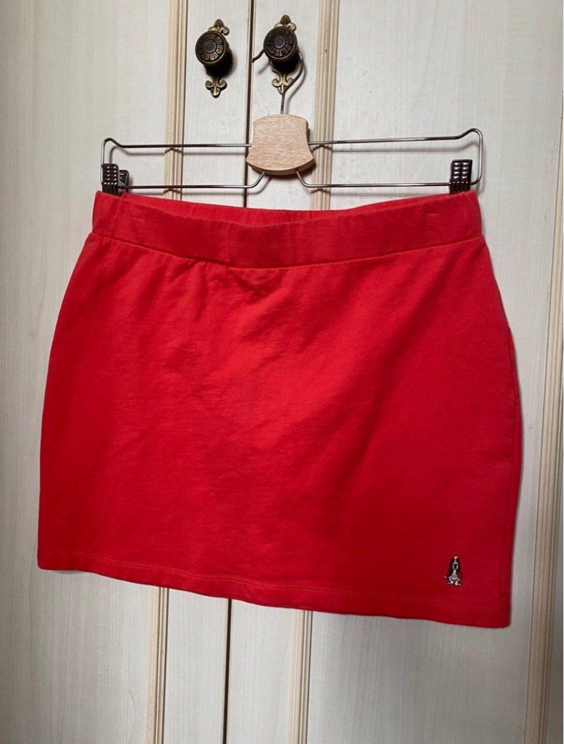 Red hush puppies top