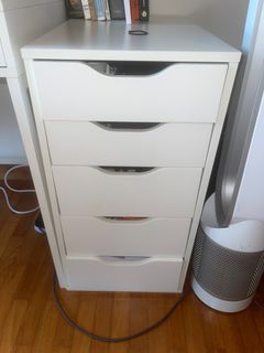 (Category: ) located in . Submitted by ellmel (Listing ID 1279764197, Image 1). Description: .