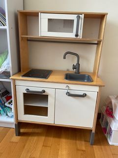 (Category: ) located in . Submitted by rikachng (Listing ID 1279882576, Image 1). Description: .
