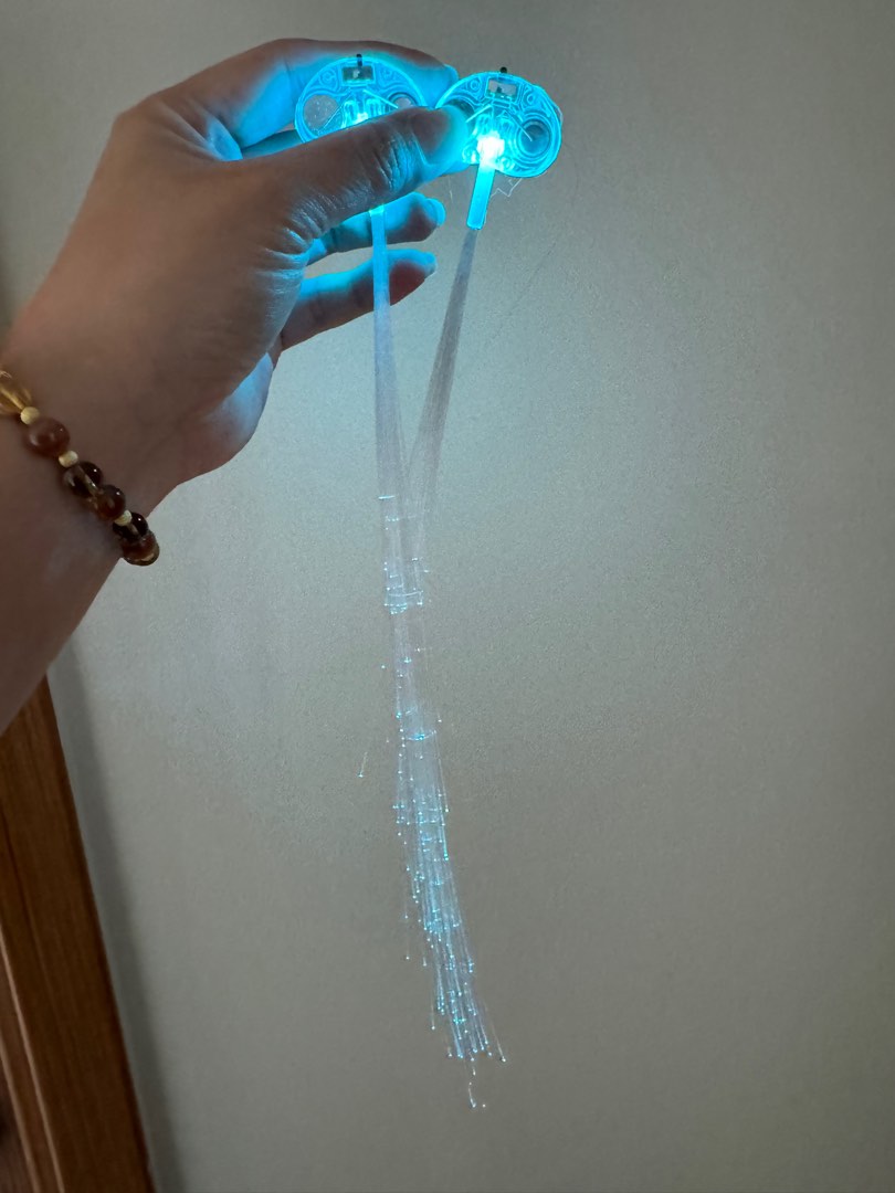 Led Hair Clips Women S Fashion Watches Accessories Hair Led Hair Clips Women S Fashion Watches Accessories Hair