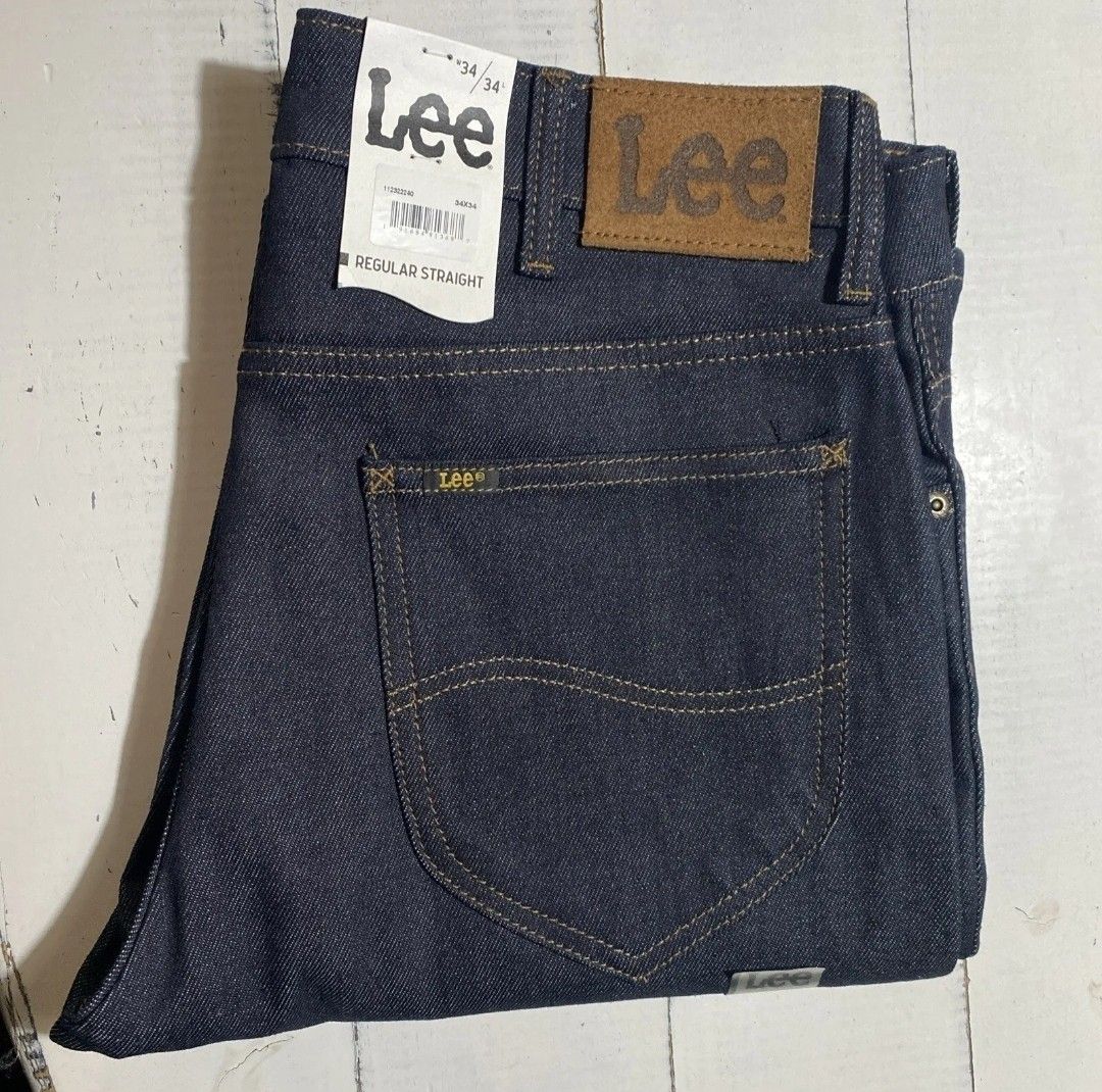 Lee deals heavyweight jeans