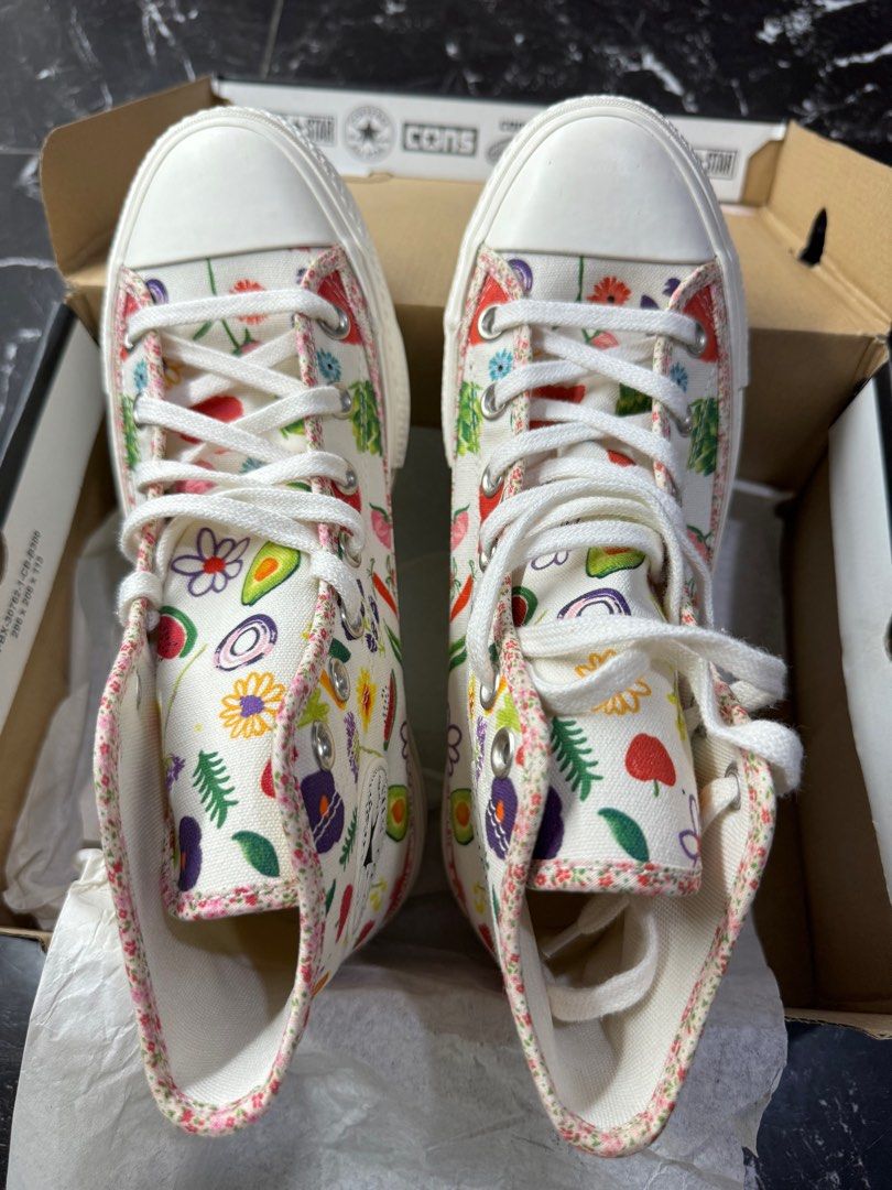 Thick sole shop chuck taylors