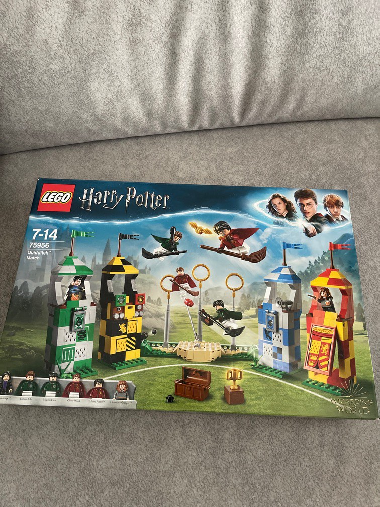 Lego 75956 Harry Potter Quidditch Match