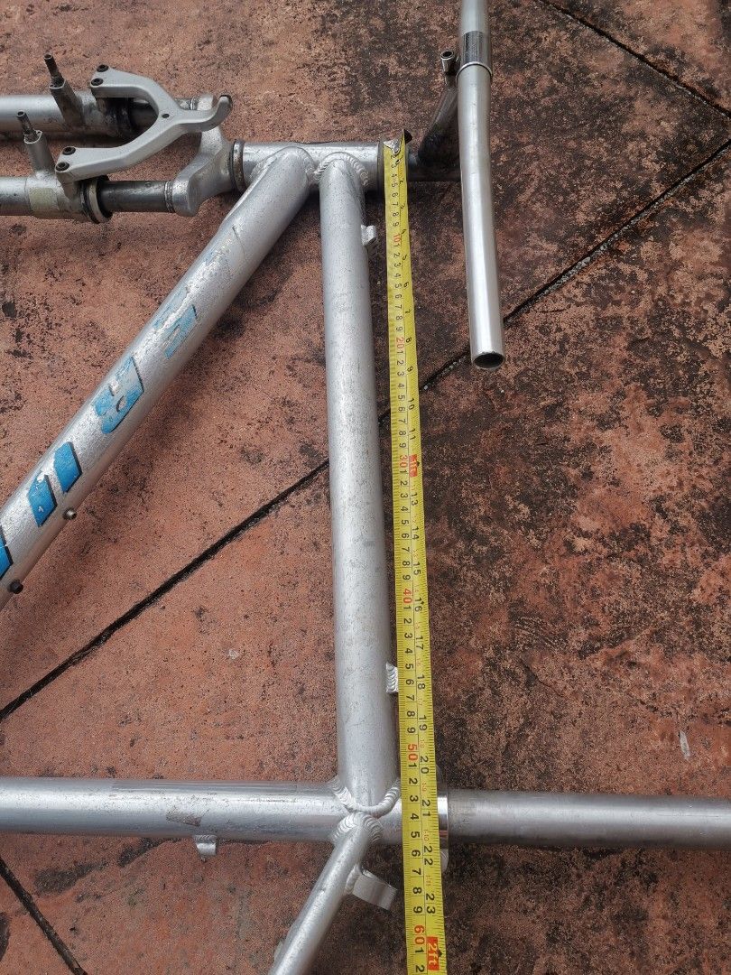 Lightest clearance aluminium frameset