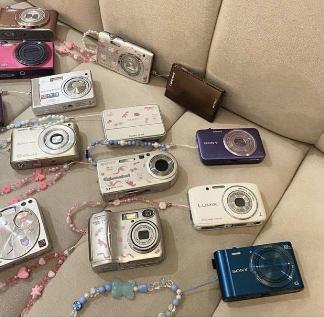 LF!! working digicam (budget: 1k-3k) (Category: Cameras) located in Paranaque City. Submitted by spookypurple98 (Listing ID 1279859271, Image 1). Description: .