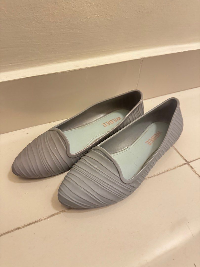 Light grey hotsell flat shoes