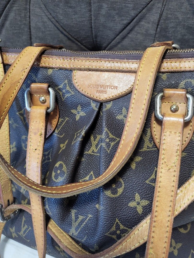 LOUIS VUITON PALERMO LV PALERMO (Category: Luxury Bags & Wallets) located in Las Pinas. Submitted by peloveditems (Listing ID 1279811950, Image 2). Description: .