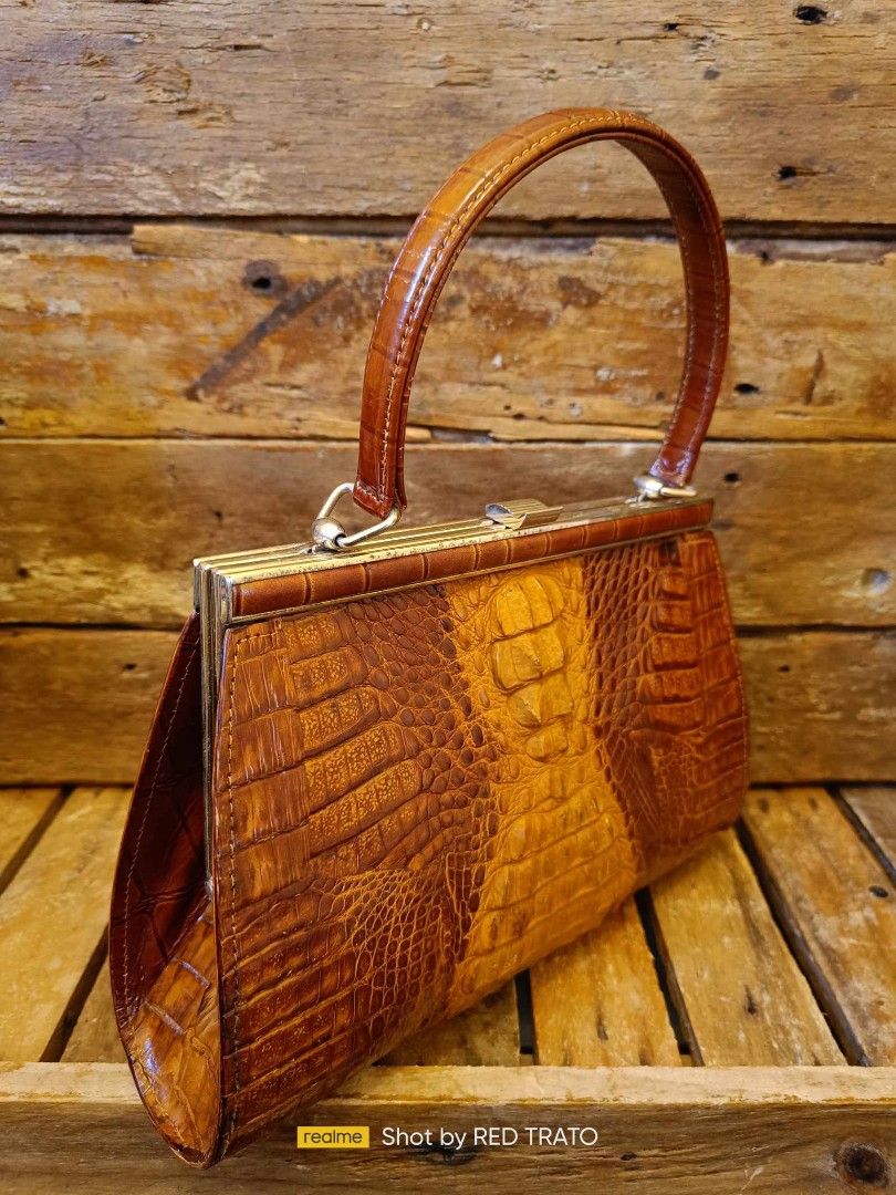 Bag made of crocodile skin cheap