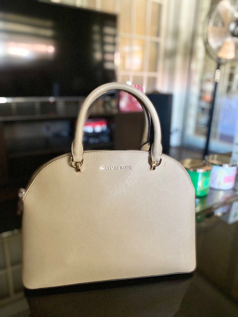 Michael kors emmy hot sale lg dome satchel