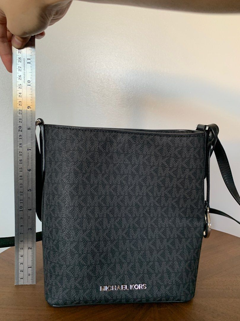 Michael kors kimberly bucket best sale