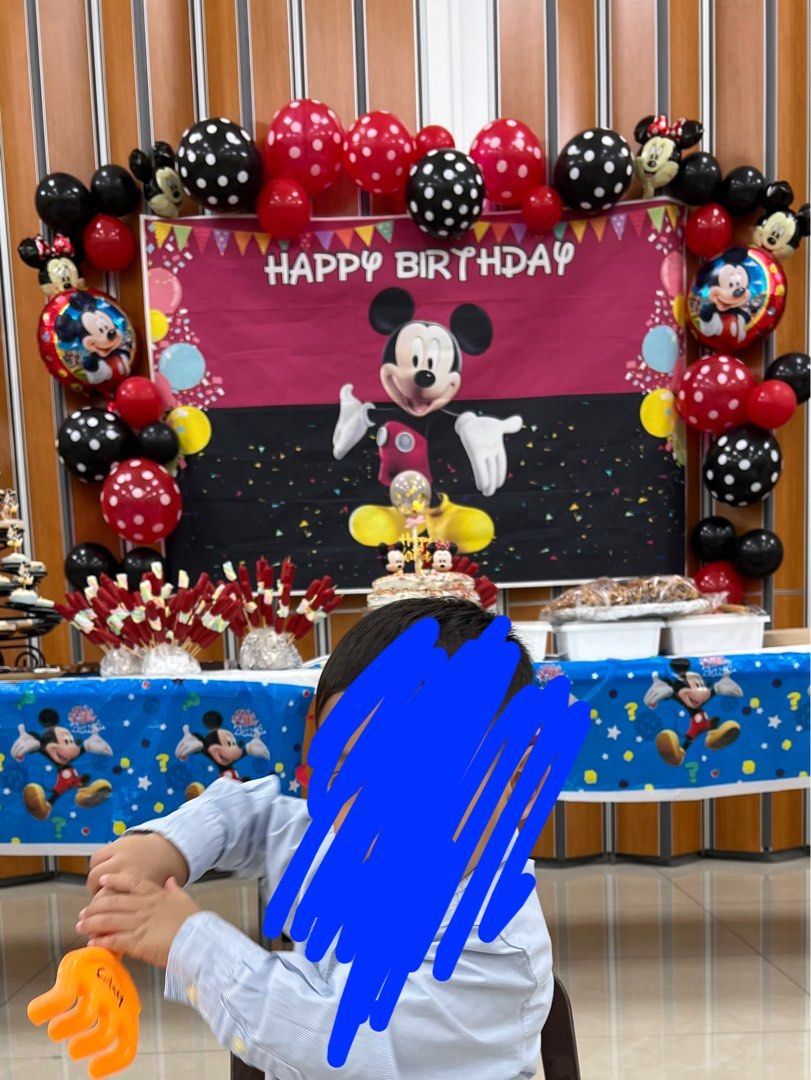 Mickey mouse backdrop (Category: Occasions & Party Supplies) located in Pasig City. Submitted by lucasmalakas (Listing ID 1279795175, Image 1). Description: 6*4ft Used once for son’s bday party .