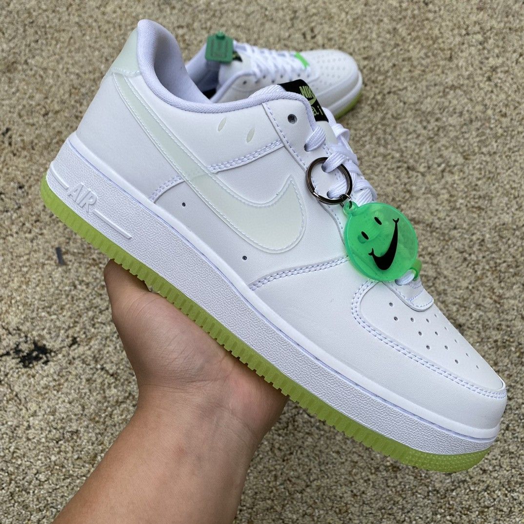 Nike Air Force1 Smile AF1 CT3228 100 Carousell