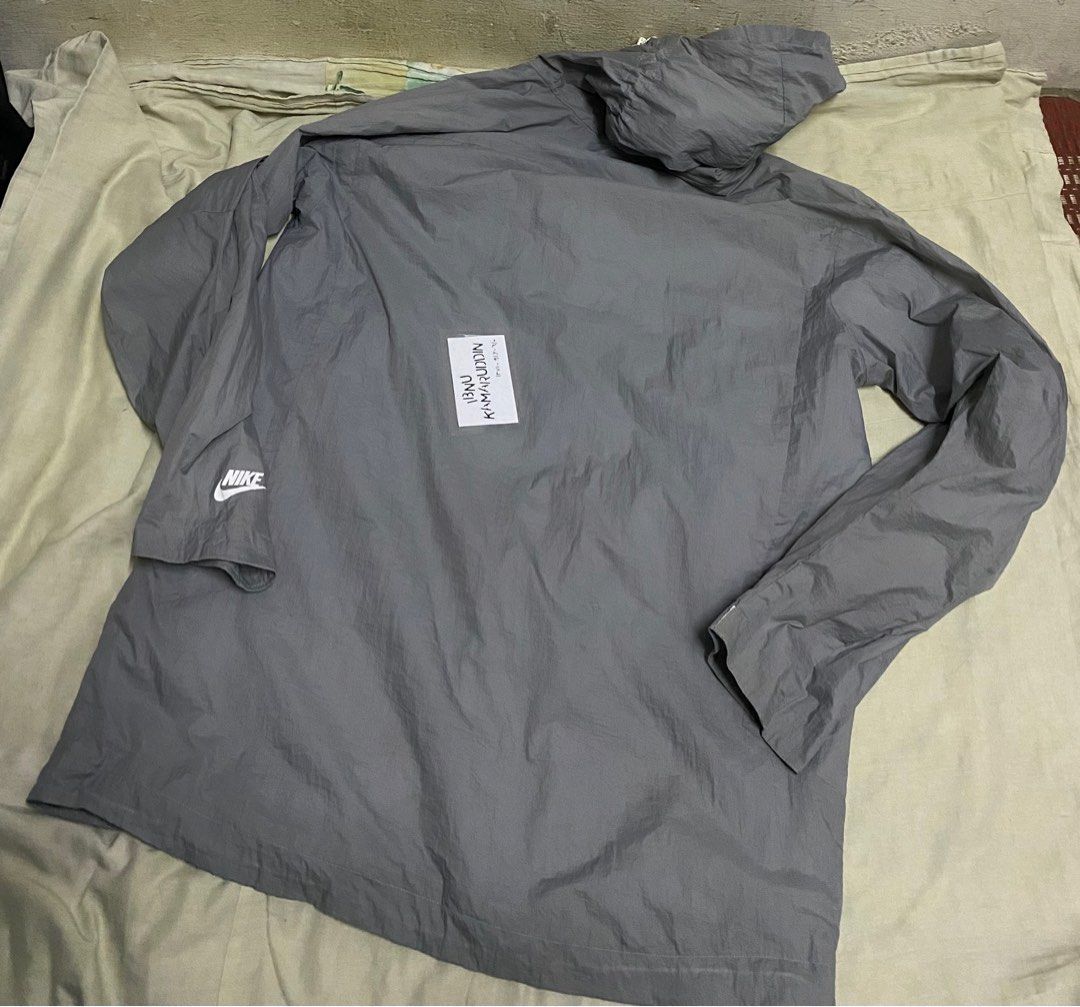 Nike Outdoor Tech Aerolshield Jacket Men s Fashion Coats