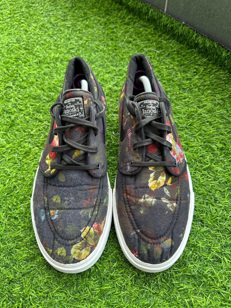 Nike stefan janoski Men s Fashion Footwear Sneakers on Carousell