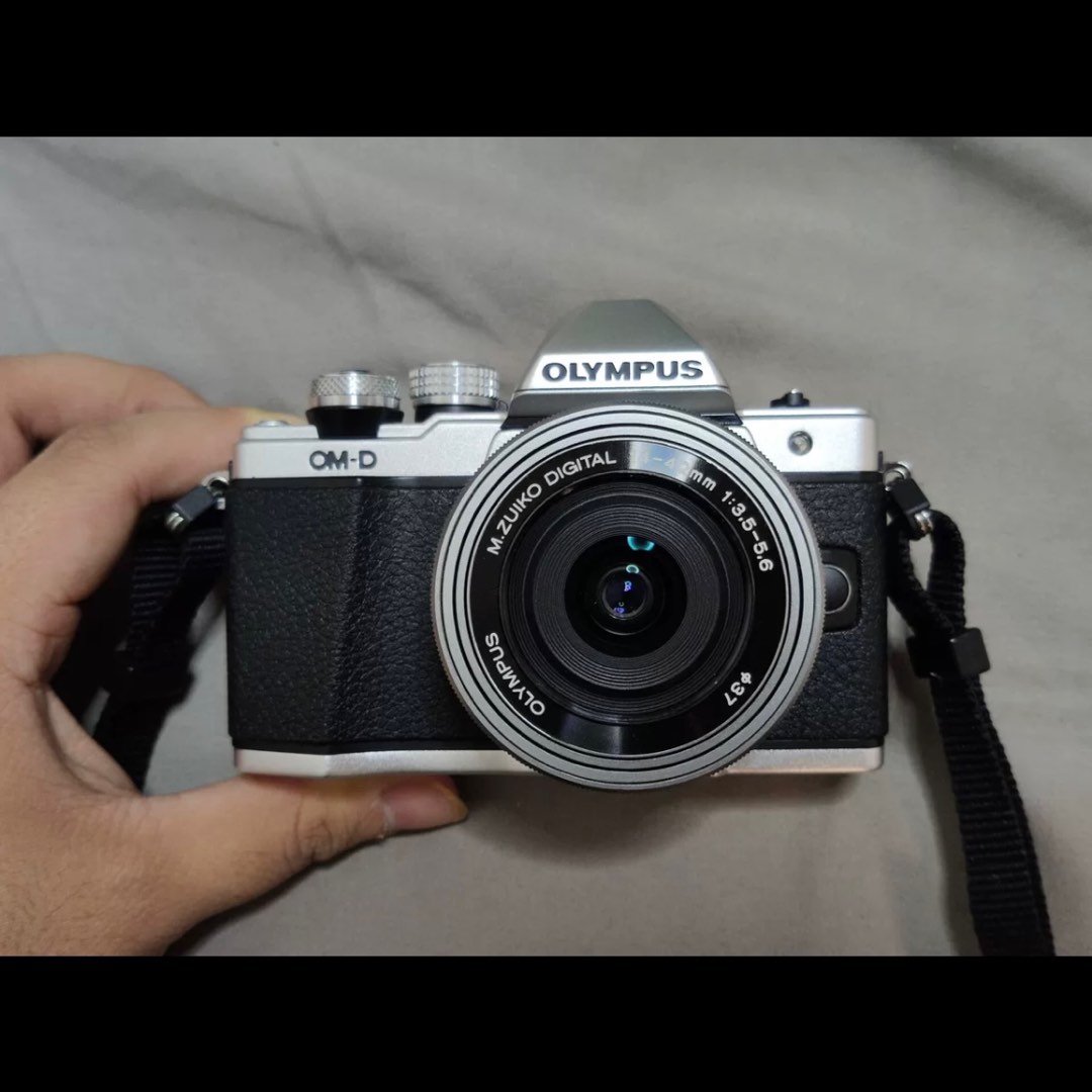 Olympus EM 10 Mark II, Photography, Cameras on Carousell