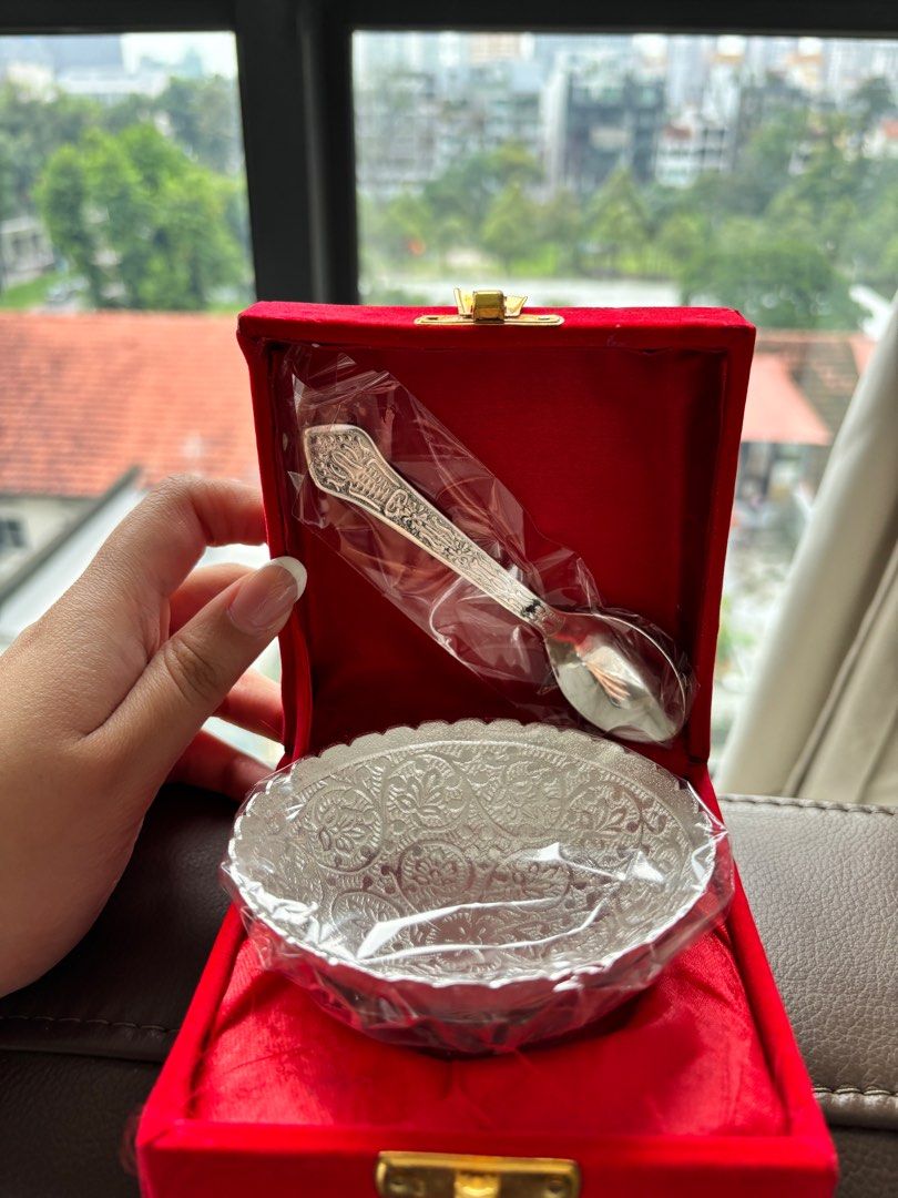 Pure silver bowl set hotsell
