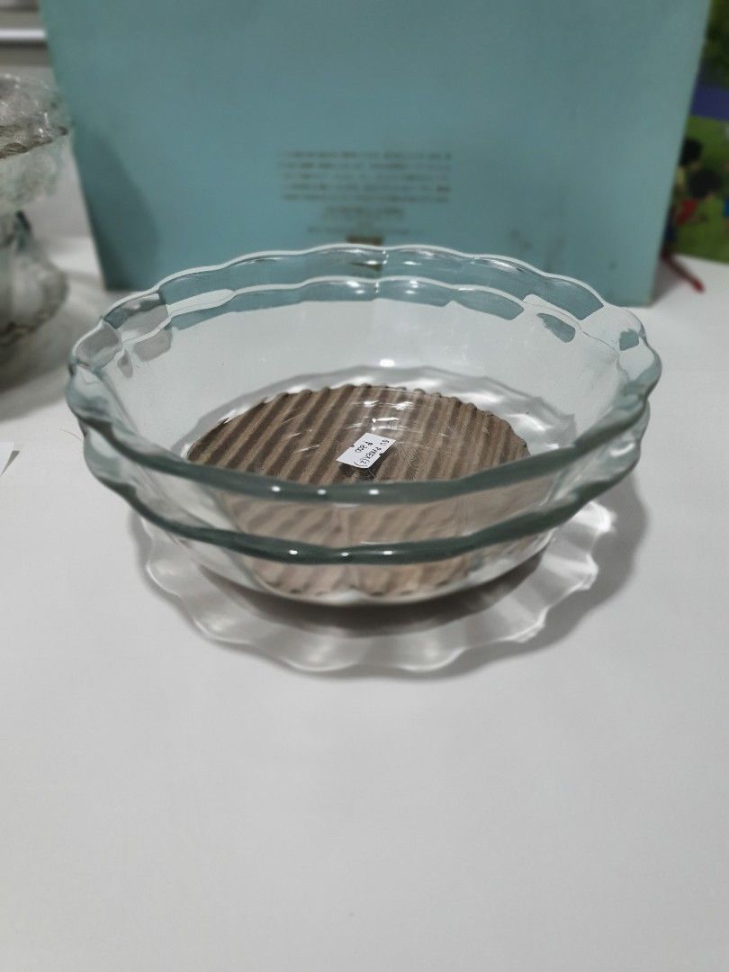 PYREX BOWLS (Category: Bakeware) located in Rizal. Submitted by missytin (Listing ID 1279853146, Image 1). Description: 18cm dia. x 4cm ht. LAST PRICE POSTED GCASH PAYMENT PICK UP IN TAYTAY RIZAL.