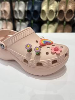 Crocs Jibbitz Winnie the Pooh 5 Pack Set, Women's Fashion, Footwear, Shoe  inserts on Carousell