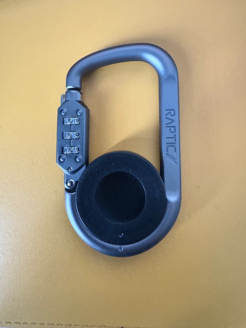 Raptic Airtag Holder - Link + Lock, Mobile Phones & Gadgets, Other ...