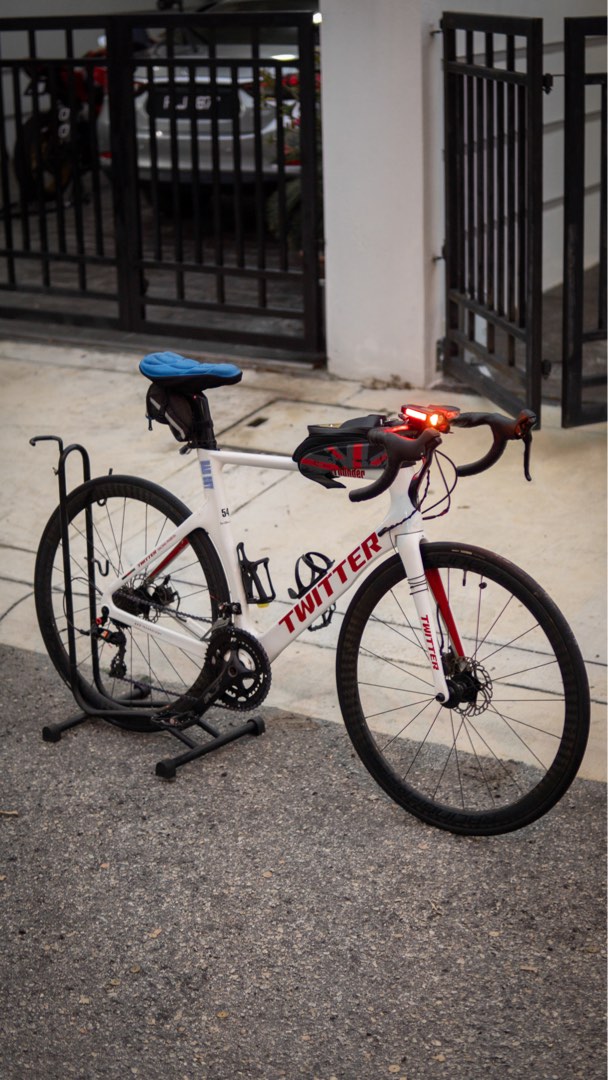 Used carbon fiber road sale bike