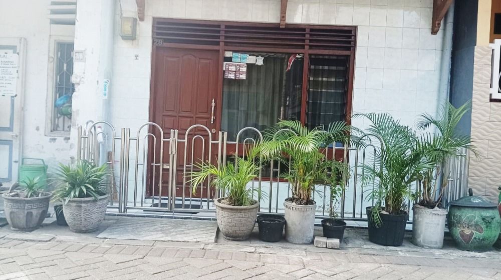 rumah_dijual_di_surabaya_dekat_1705408262_e5bffcb8_progressive