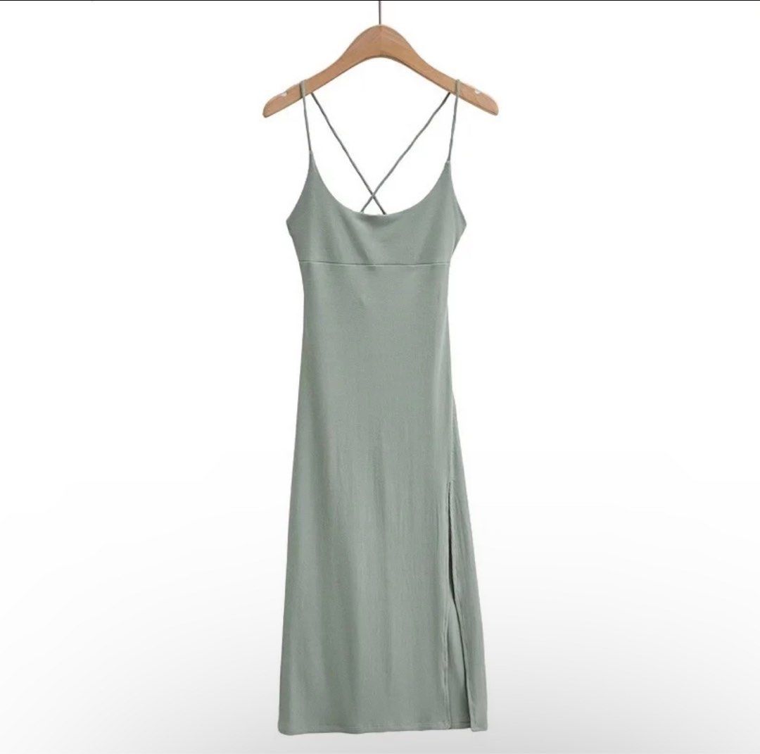 Sage Midi Dress (Category: Dresses) located in Taytay. Submitted by ac.declutters (Listing ID 1279863290, Image 1). Description: .