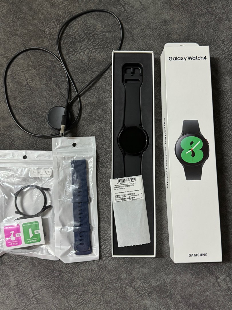 Samsung Galaxy Watch4 Mobile Phones Gadgets Wearables Smart