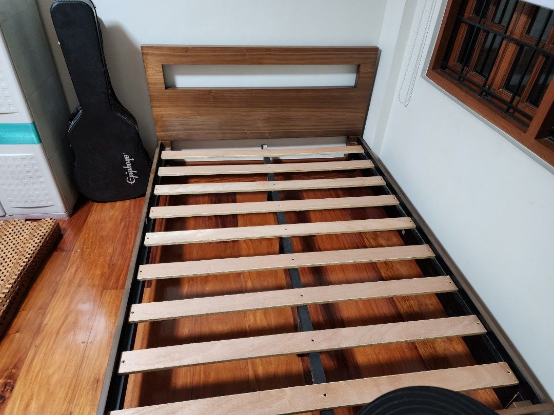 Second hand lightly used double bed frame (Category: Bed Frames & Mattresses) located in Quezon City. Submitted by jaluaguevillanueva (Listing ID 1279907976, Image 2). Description: no issues owner moving out.