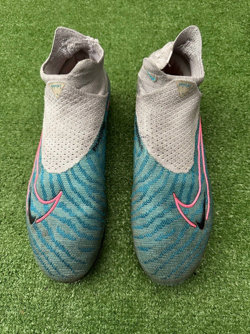 Ghost lace soccer cleats top