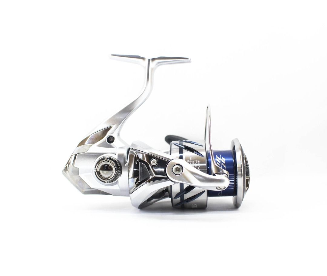 https://media.karousell.com/media/photos/products/2024/1/16/shimano_reel_spinning_stradic__1705407050_e05ab77f_progressive