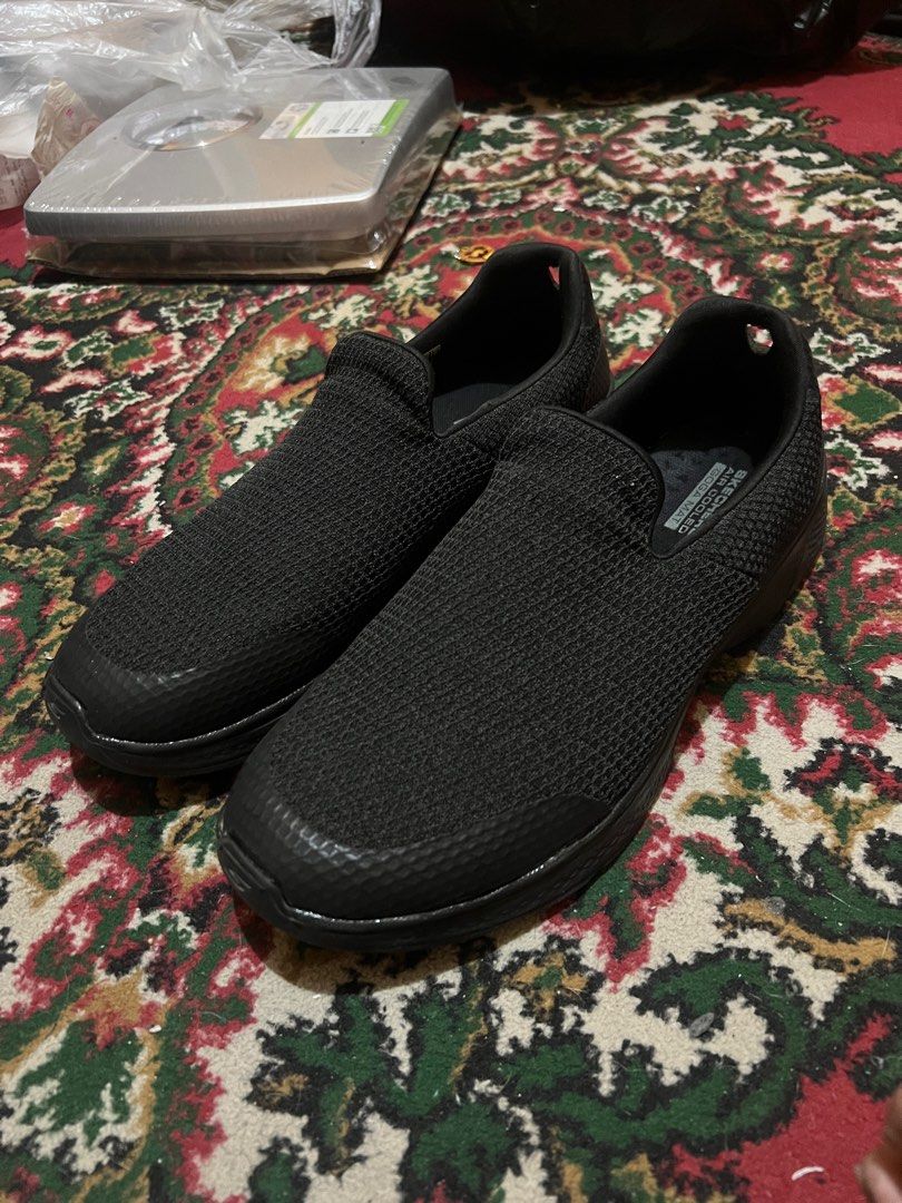Skechers Go Walk 4 Triple Black Size 13 US Men s Fashion