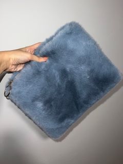 Fur clutch discount