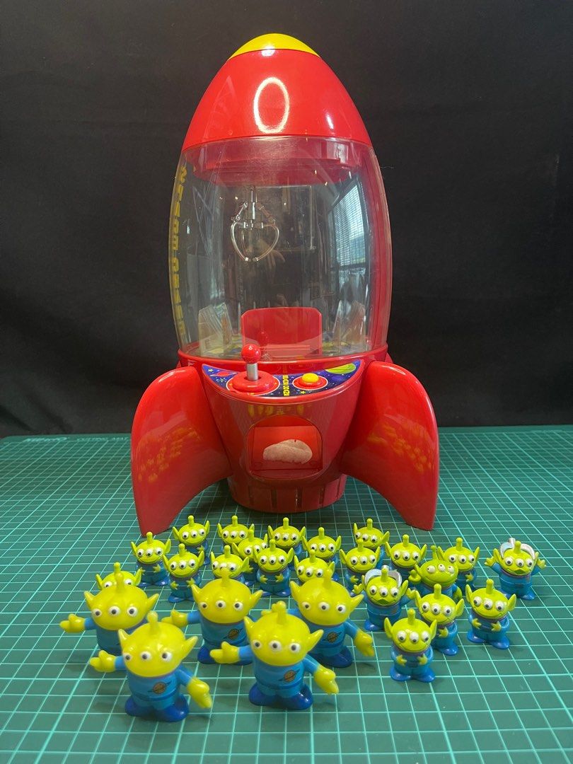 Space crane toy store story