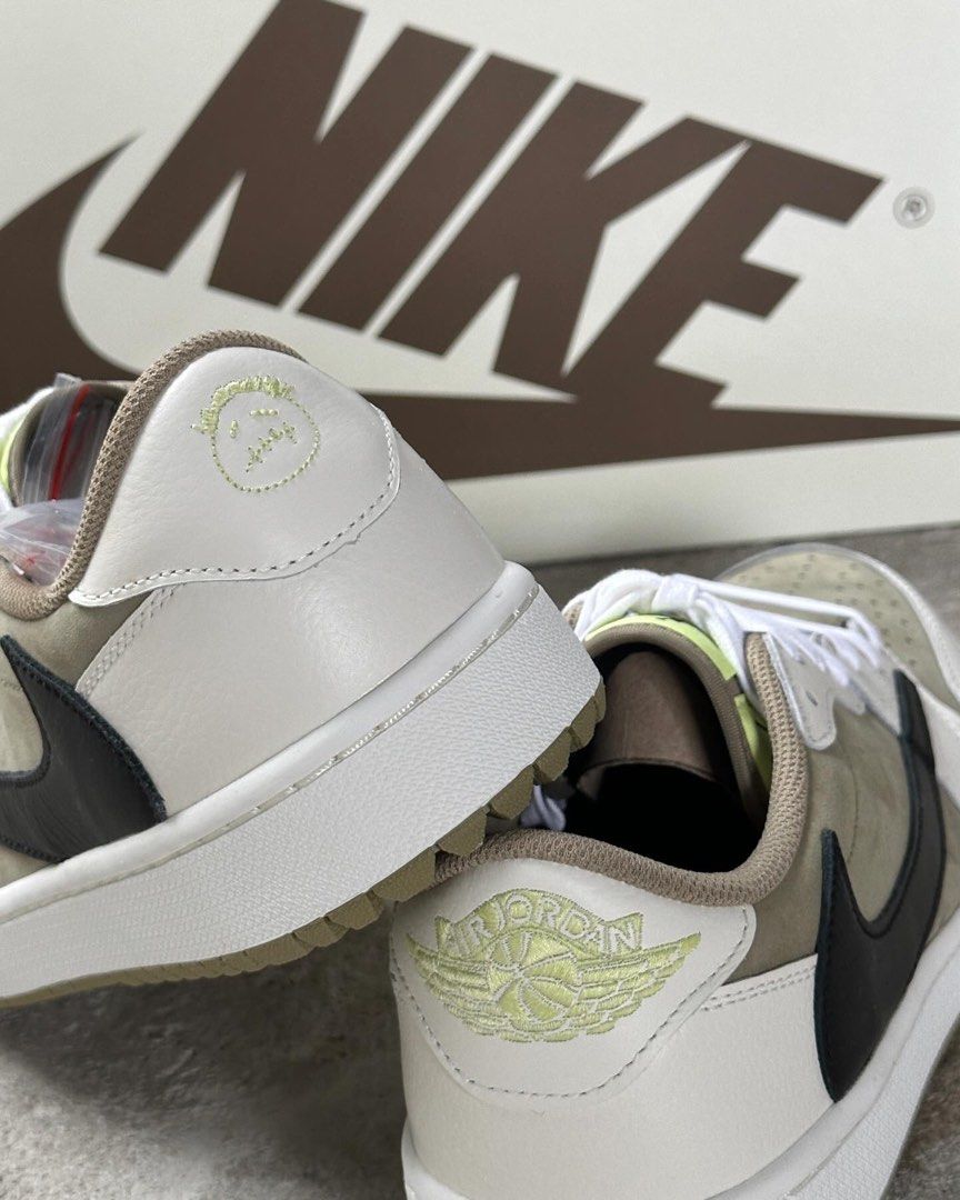 Travis scott outlet x nike 219
