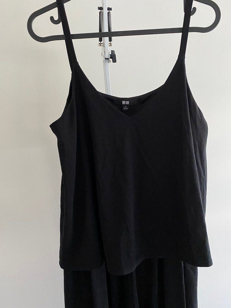 UNIQLO Sleeveless Jumpsuit - SMALL (Category: Jumpsuits) located in Taguig. Submitted by hahaloserr (Listing ID 1279740600, Image 2). Description: Barely used. RFS - too loose on me.