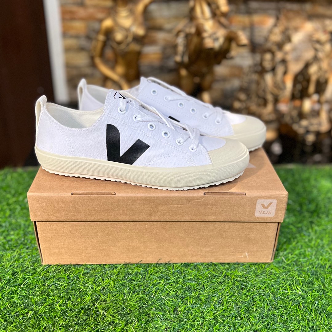 Veja nova white best sale black