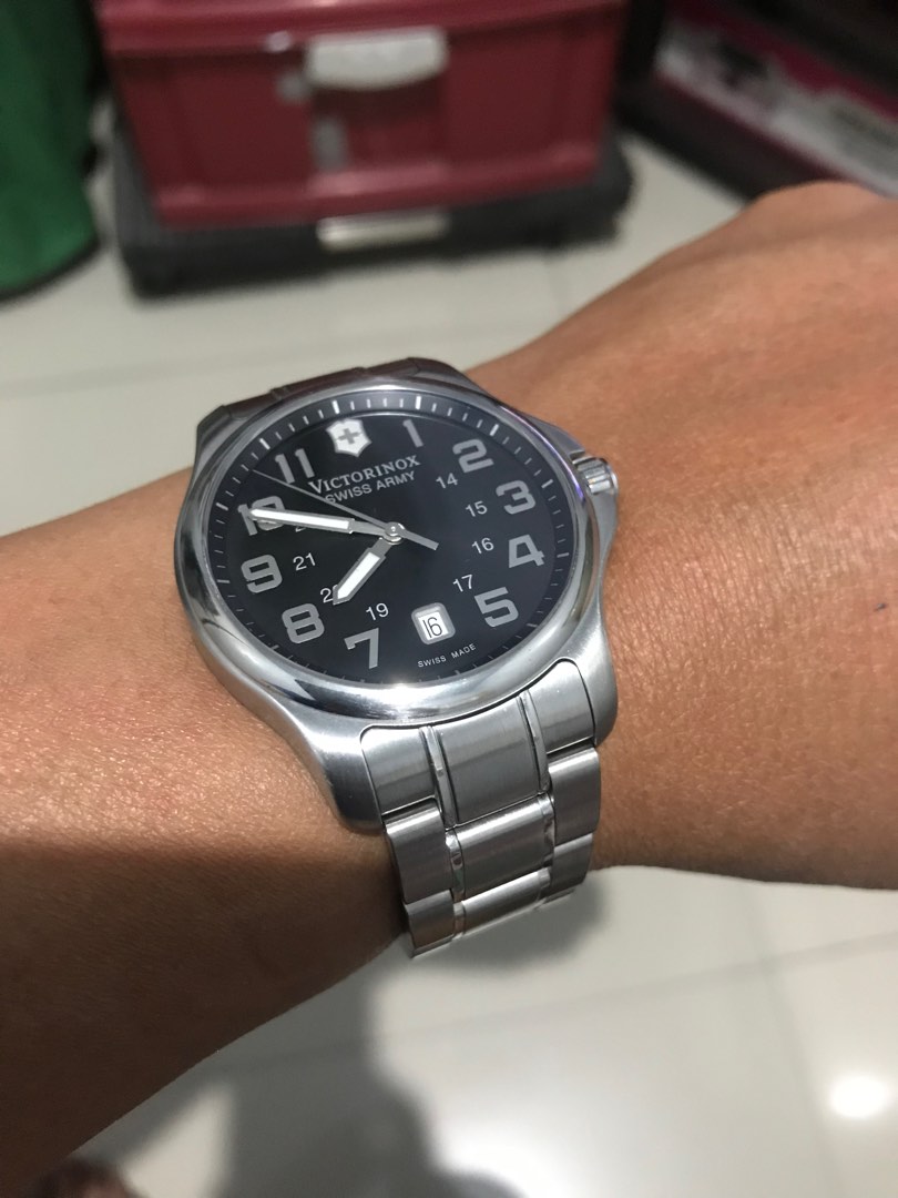 Victorinox officer watch 241358 Luxury Watches on Carousell