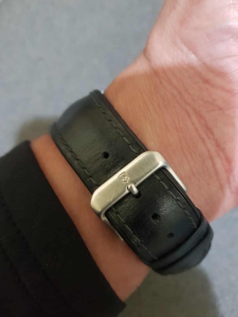 Victorinox 241431 store