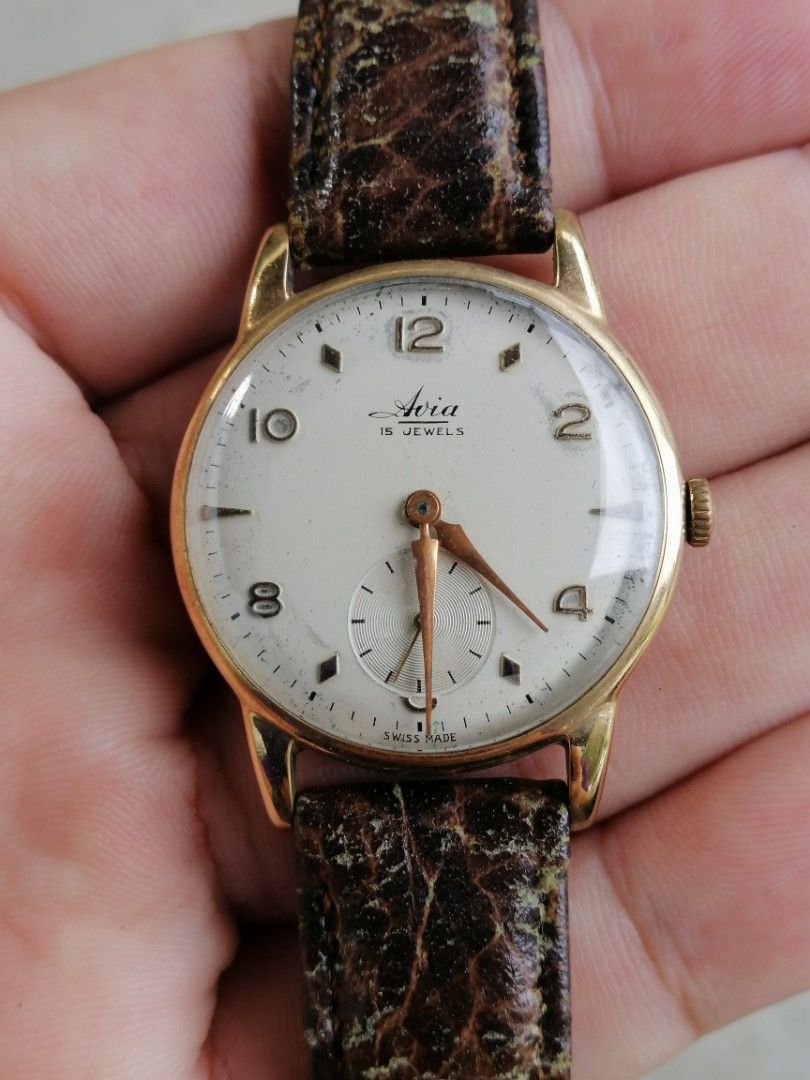 Avia deals swiss watch