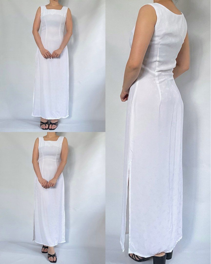 White Textured/ Embossed Leaf Patterns Maxi Cottagecore Picnic Dress (Category: Dresses) located in Muntinlupa City. Submitted by chertresorph (Listing ID 1279781871, Image 3). Description: JD08. White Textured/ Embossed Leaf Patterns Maxi Picnic Dress • material has embossed leaf patterns, side zip, a bit sheer, dot stain (removable) •Fits XS-S (Armhole: 16” |Bust: 32” | Waist: 27” | Hips: 35” | Length: 52”) .
