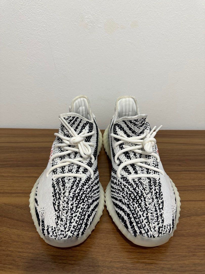 Adidas yeezy zebra best sale precio original wikipedia