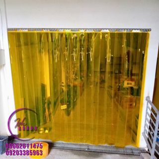 yellow anti insect pvc curtain and hanger for restaurants