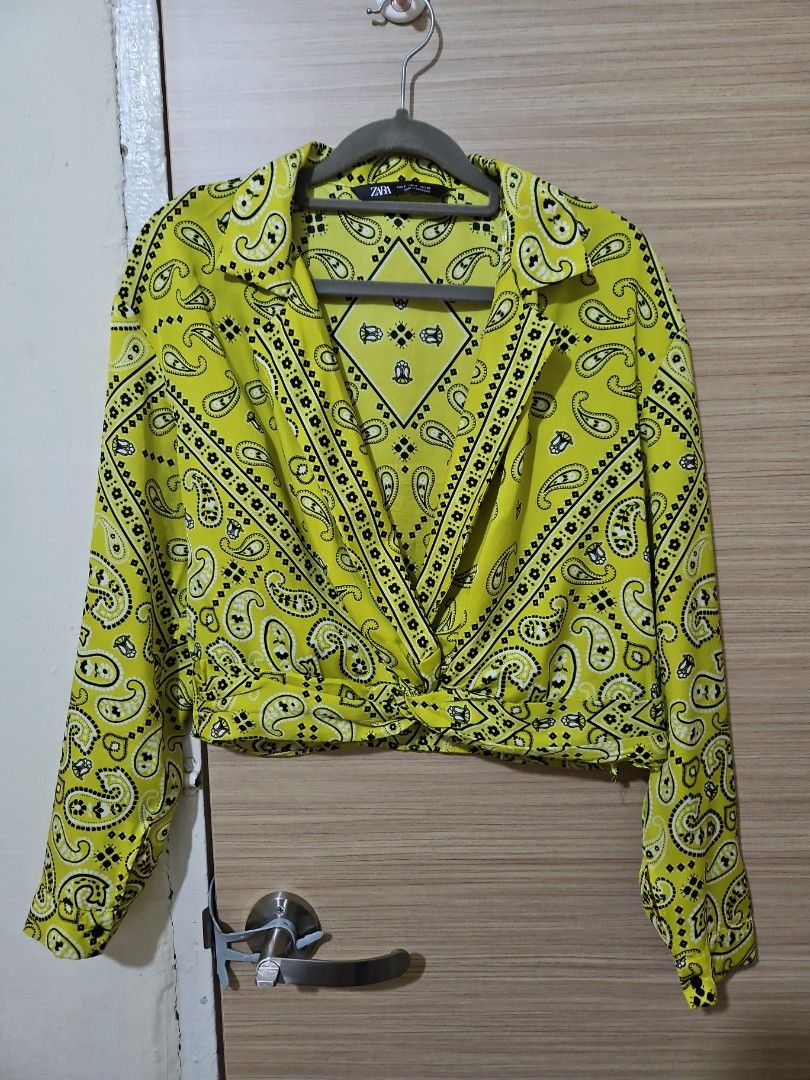 Neon yellow best sale top zara