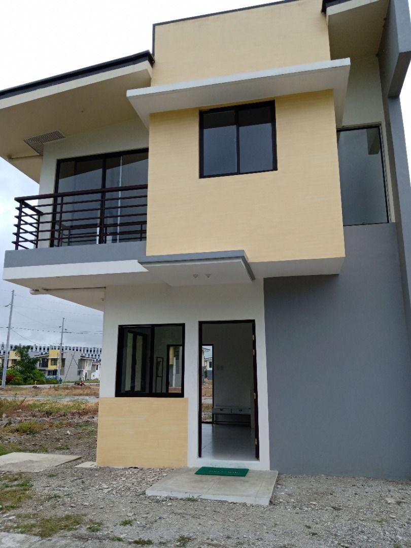 3 Bedrooms 2 Storey Single Attached House And Lot For SALE Sta. Rosa