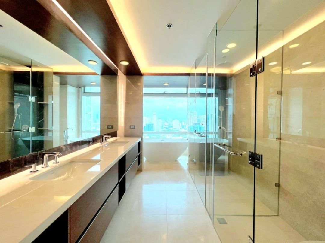 3 Bedroom Unit two Roxas Triangle, Makati for rent Tower The