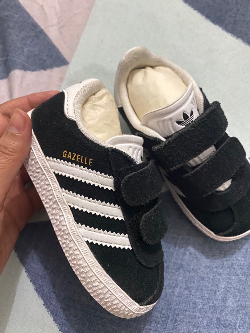 Gazelle bebe hot sale adidas