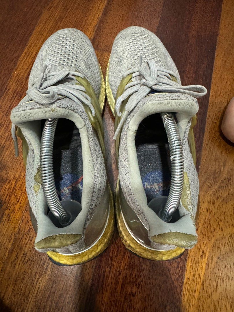 Beat online ultra boost