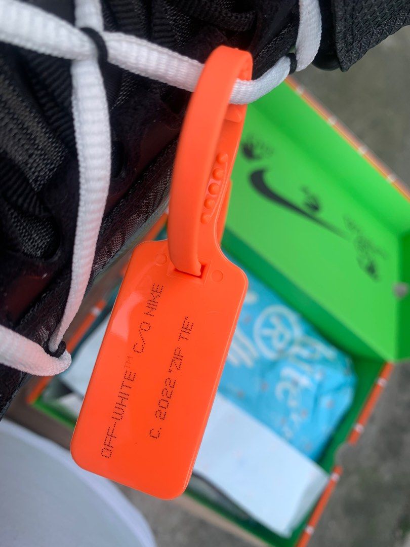 Air Force 1 Mid x Off-White ™️ (Category: Sneakers) located in Imus. Submitted by krabmeat (Listing ID 1280054712, Image 3). Description: Lightweight, airy mesh with woodgrain pattern brings an utilitarian edge, while the spiked outsole connects directly to the ISPA philosophy of “Improvise. Scavenge. Protect. Adapt”. And as always, Virgil left room for others to be creative—the design pairs traditional laces with a secondary set that loops throu