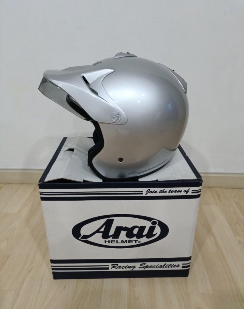 Arai freeway top