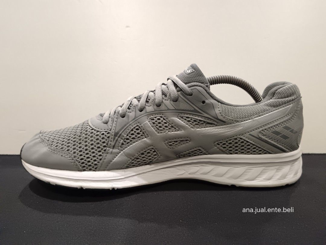 ASICS JOLT 2 EXTRA WIDE Running Padu 9uk Men s Fashion